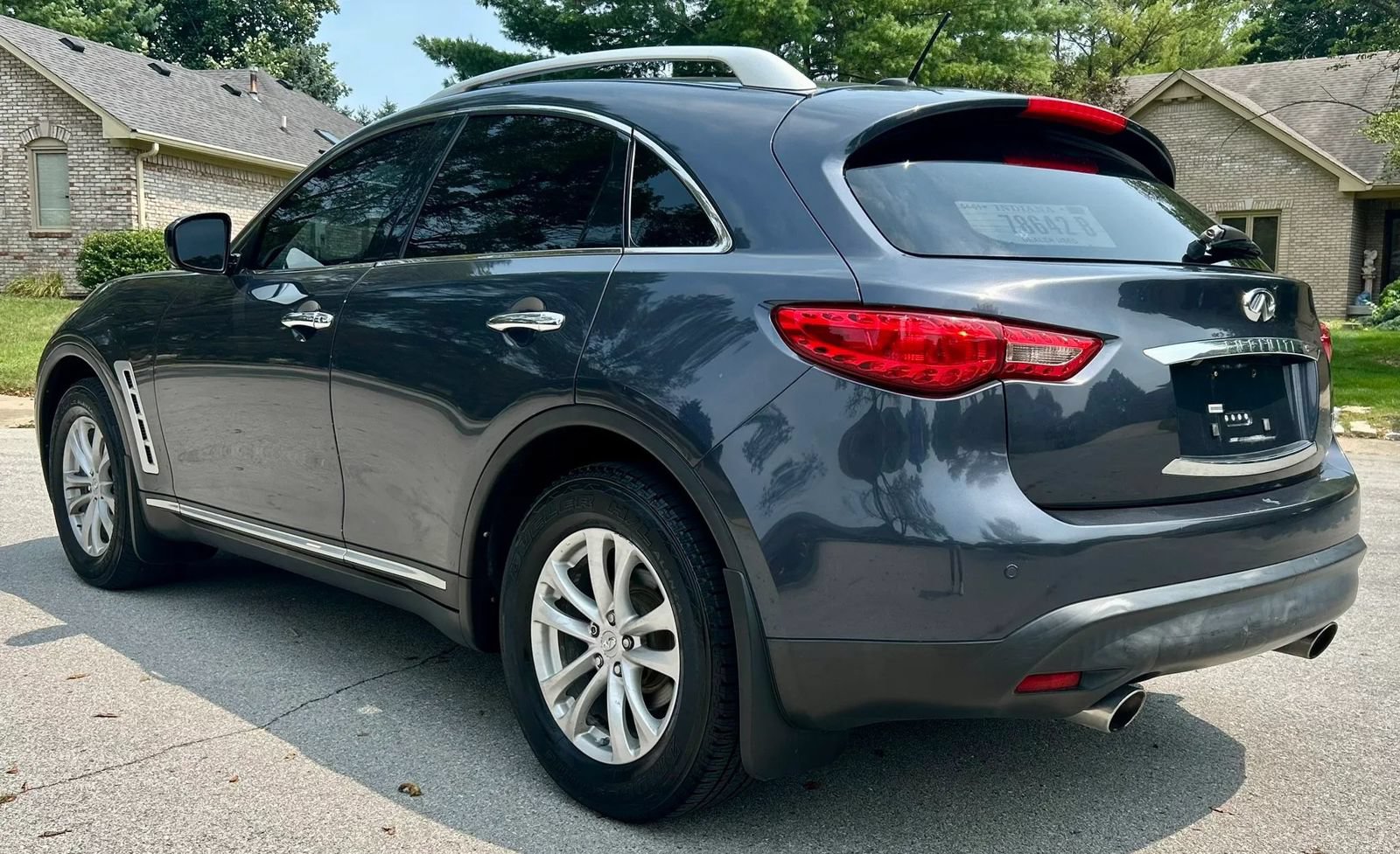 Used 2009 INFINITI FX35 AWD w/ Technology Pkg image 8