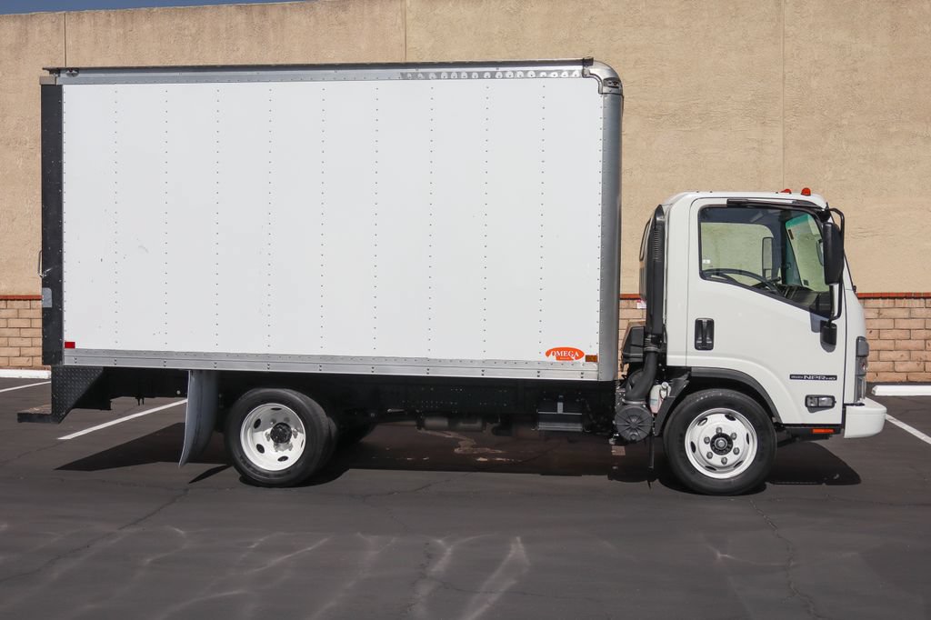 Used 2024 Isuzu NPR RWD image 10