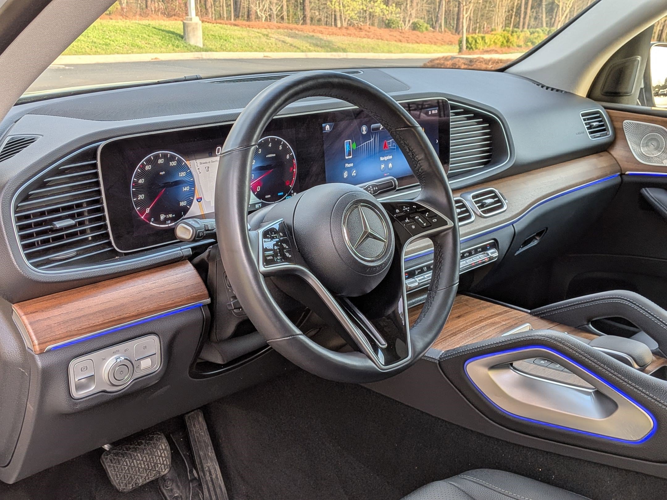 Certified 2024 Mercedes-Benz GLE 350 4MATIC w/ AMG Line Exterior image 12