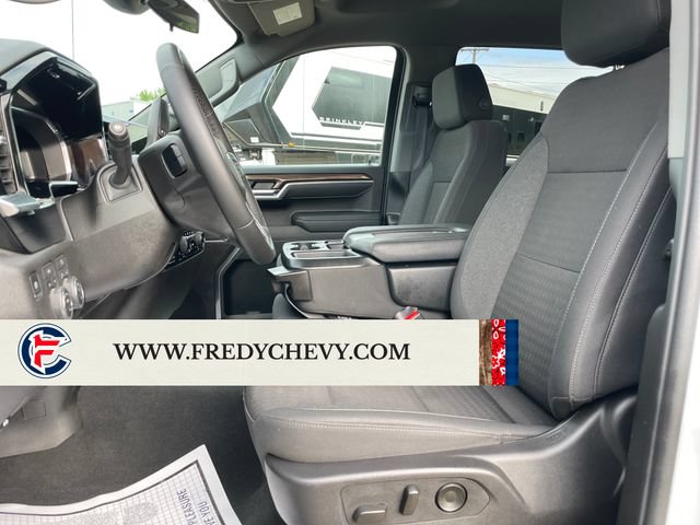 Used 2026 Chevrolet Silverado 1500 RST AWD/4WD image 9