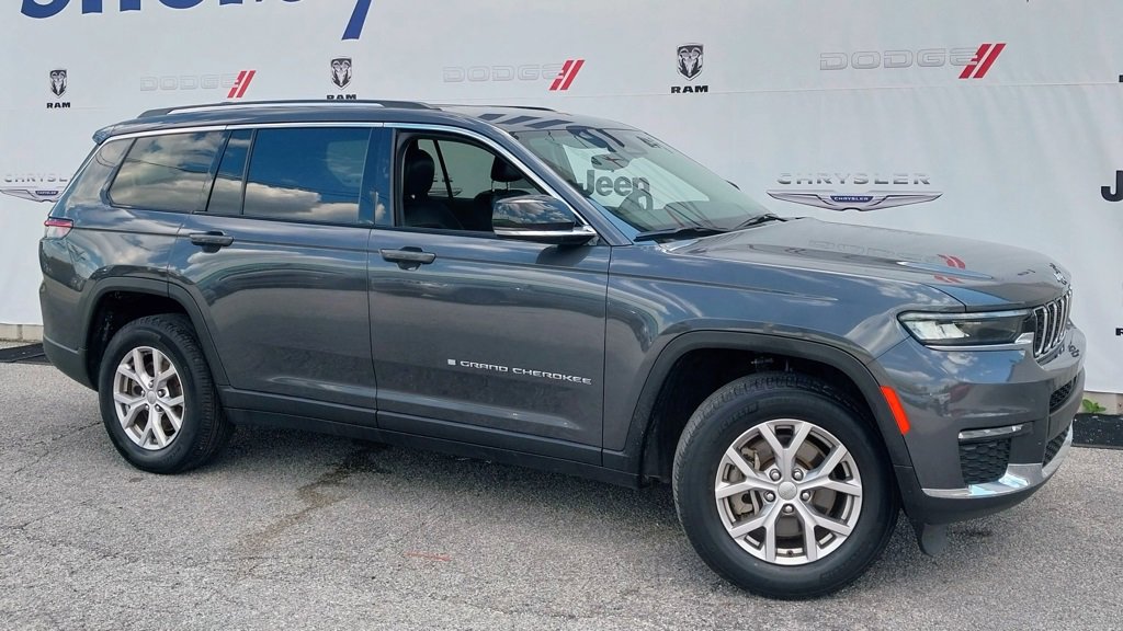 Used 2022 Jeep Grand Cherokee L Limited image 3