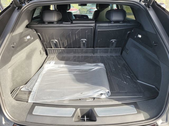 New 2026 Cadillac Lyriq Sport w/ LPO, Floor Liner Package image 26