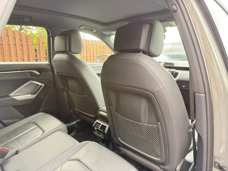 Used 2022 Audi Q3 2.0T Premium Plus w/ Premium Plus Package AWD/4WD image 27