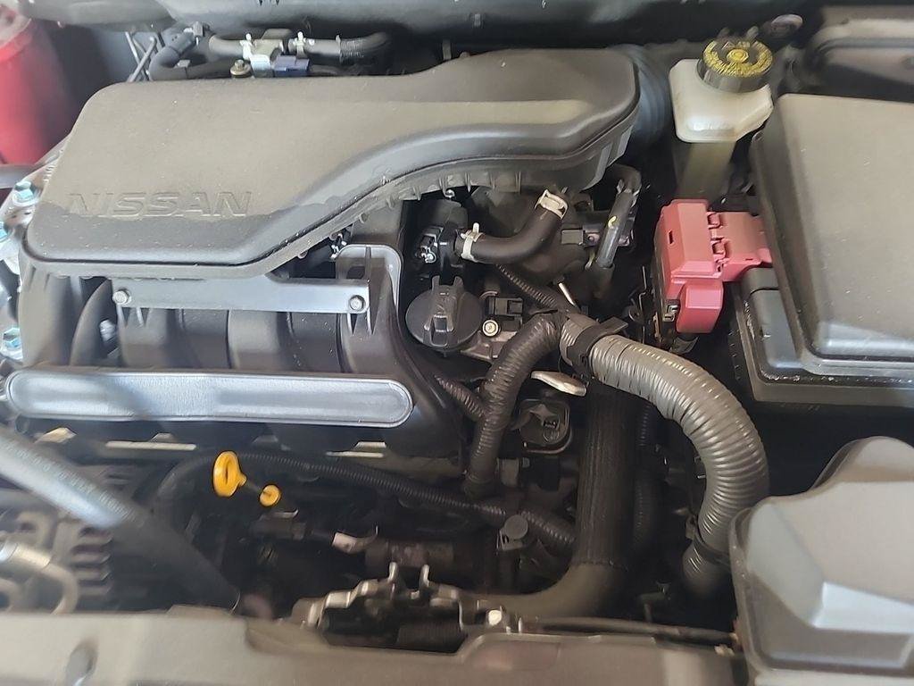 Used 2020 Nissan Rogue Sport SL FWD image 8