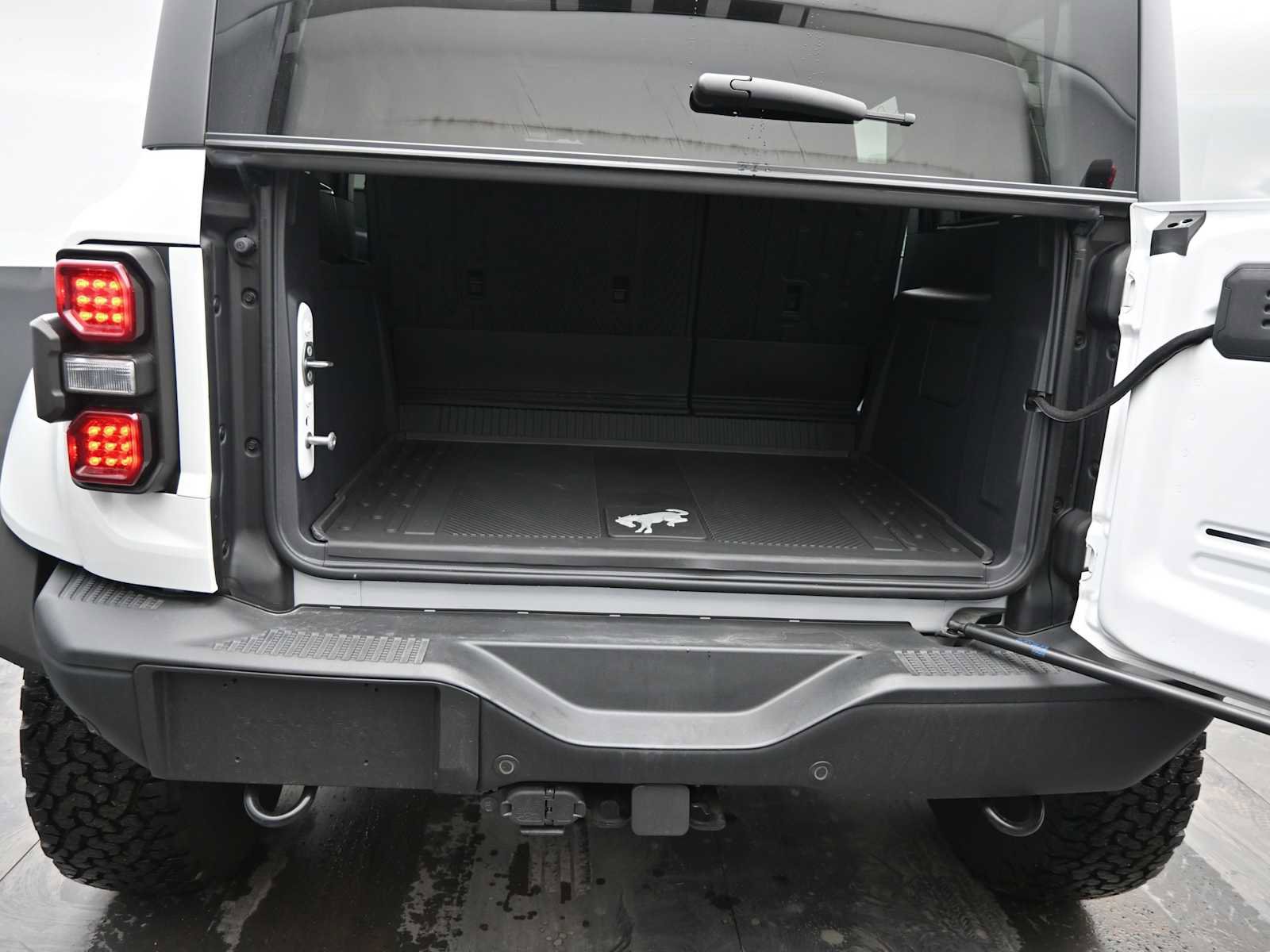 Used 2024 Ford Bronco Raptor w/ Interior Carbon Fiber Pack 6 image 13