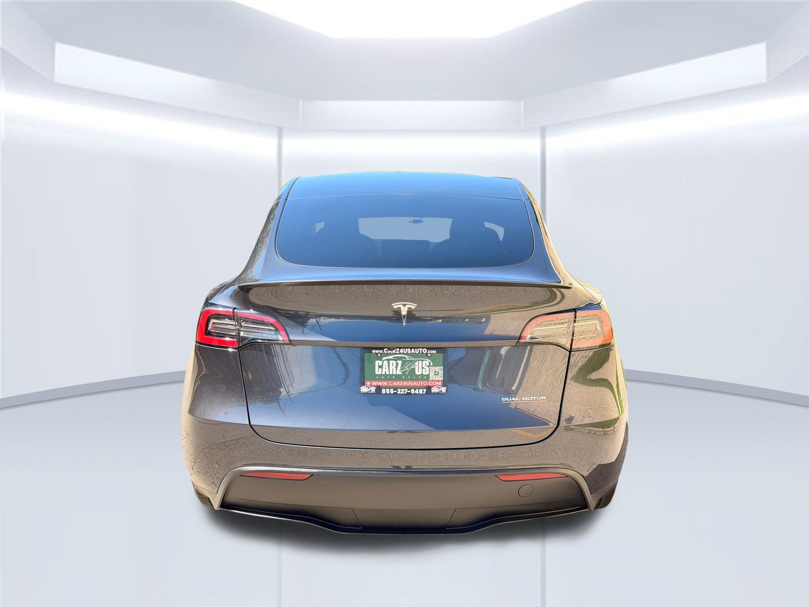 Used 2024 Tesla Model Y Performance AWD/4WD image 6