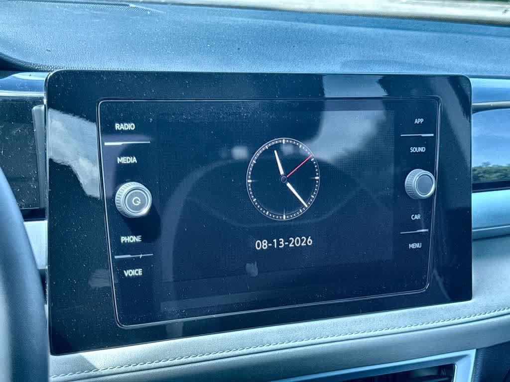 New 2026 Volkswagen Taos SE FWD image 18