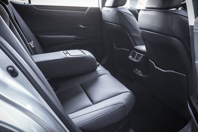 Certified 2025 Lexus ES 300h w/ Premium Package FWD image 24