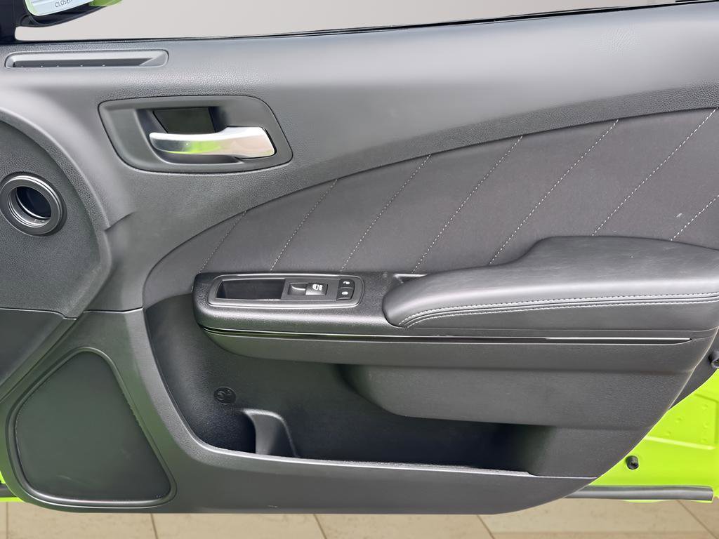 Used 2023 Dodge Charger R/T w/ Blacktop Package image 29