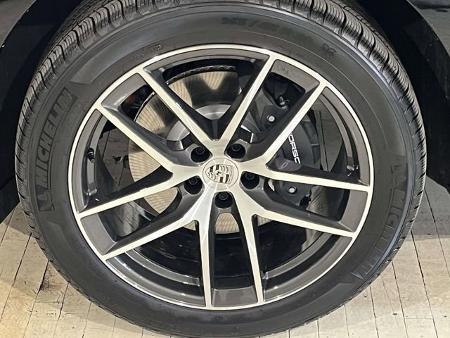 New 2026 Porsche Macan AWD/4WD image 12