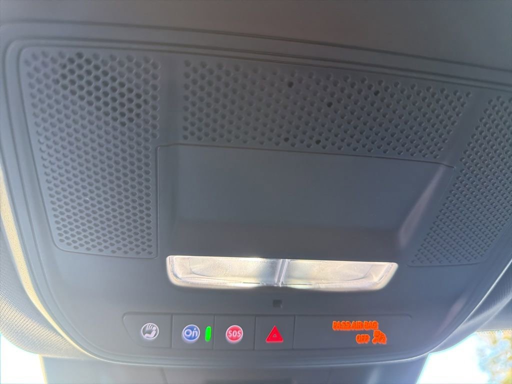 New 2026 Chevrolet Equinox EV LT image 14