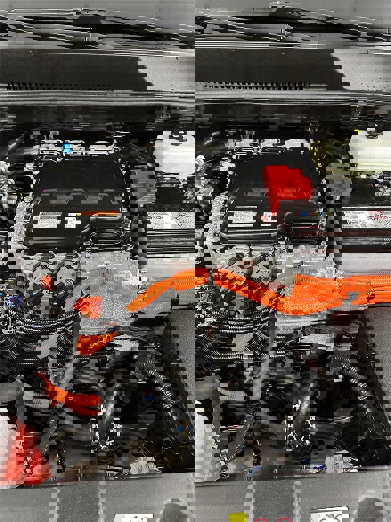 Used 2023 Toyota bZ4X Limited image 7