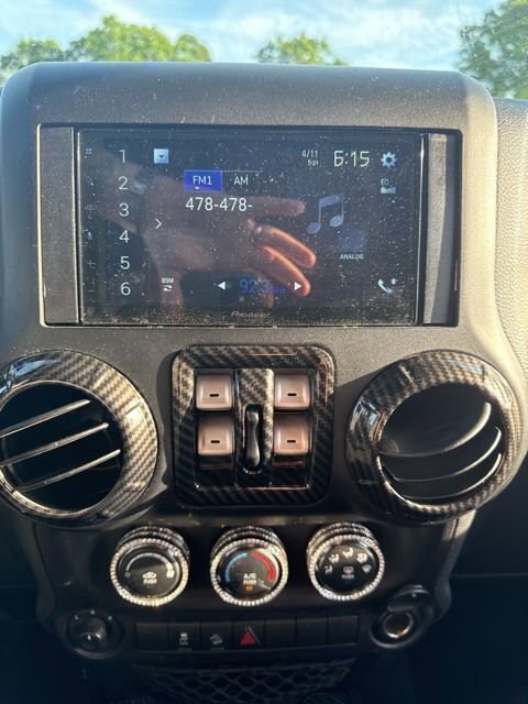 Used 2018 Jeep Wrangler Unlimited Sport S image 10