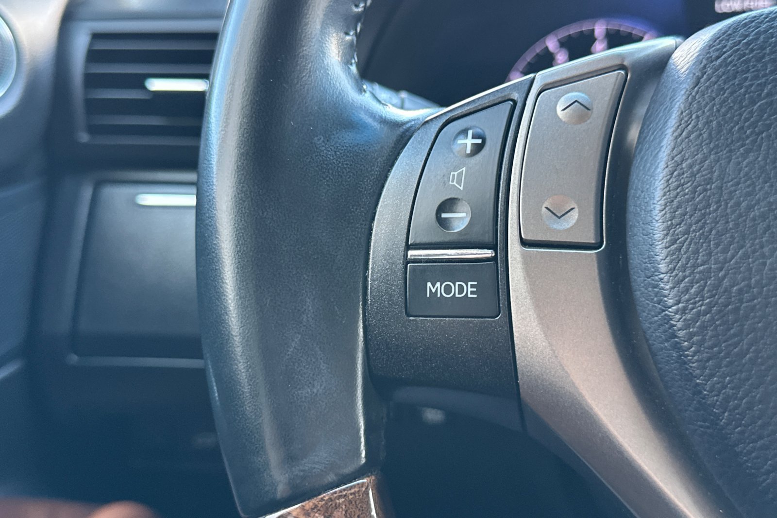 Used 2013 Lexus RX 350 AWD w/ Premium Pkg image 36