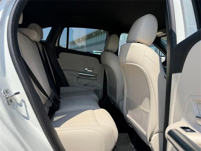 Certified 2025 Mercedes-Benz GLA 250 4MATIC image 6