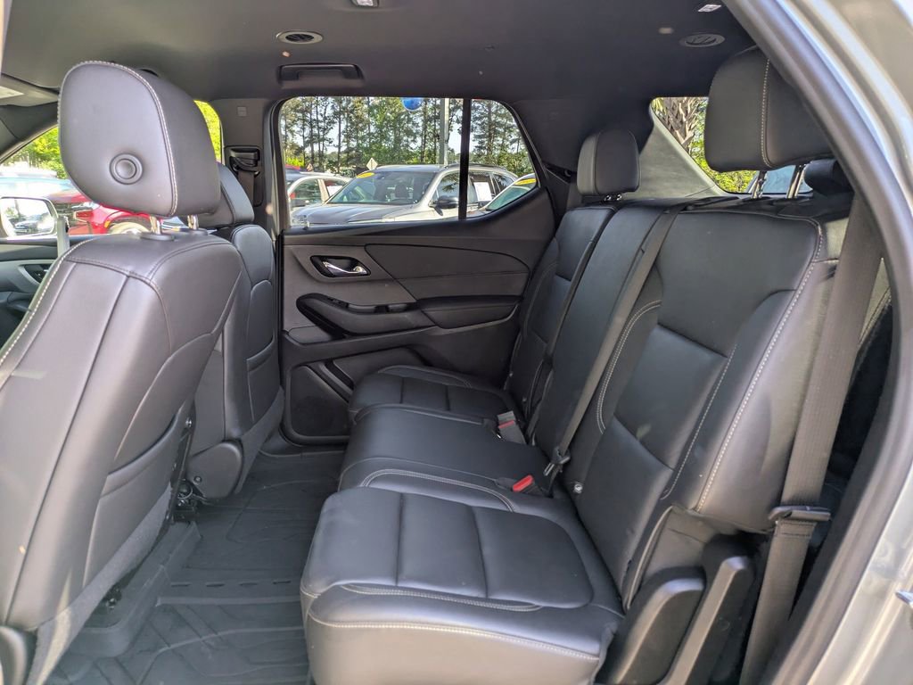 Used 2023 Chevrolet Traverse LT w/ LPO, Floor Liner Package AWD/4WD image 14