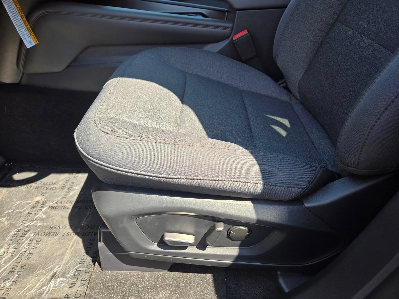 New 2026 Ford Explorer Active AWD/4WD image 7