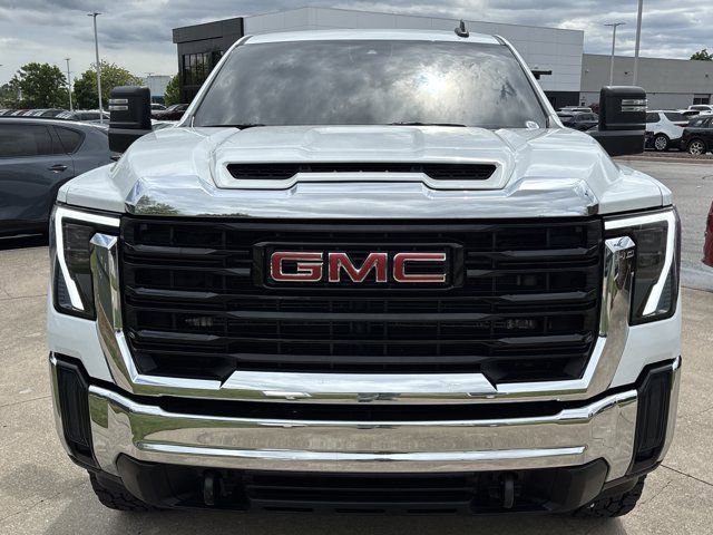 Used 2024 GMC Sierra 2500 Pro AWD/4WD image 12
