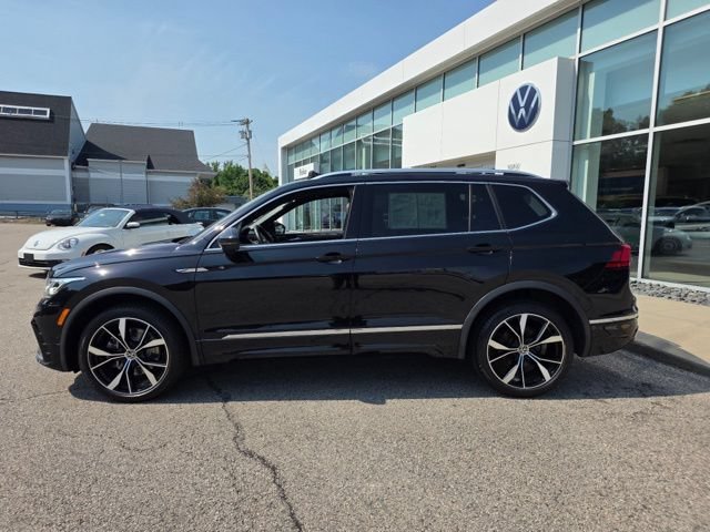 Certified 2023 Volkswagen Tiguan SEL R-Line AWD/4WD image 9
