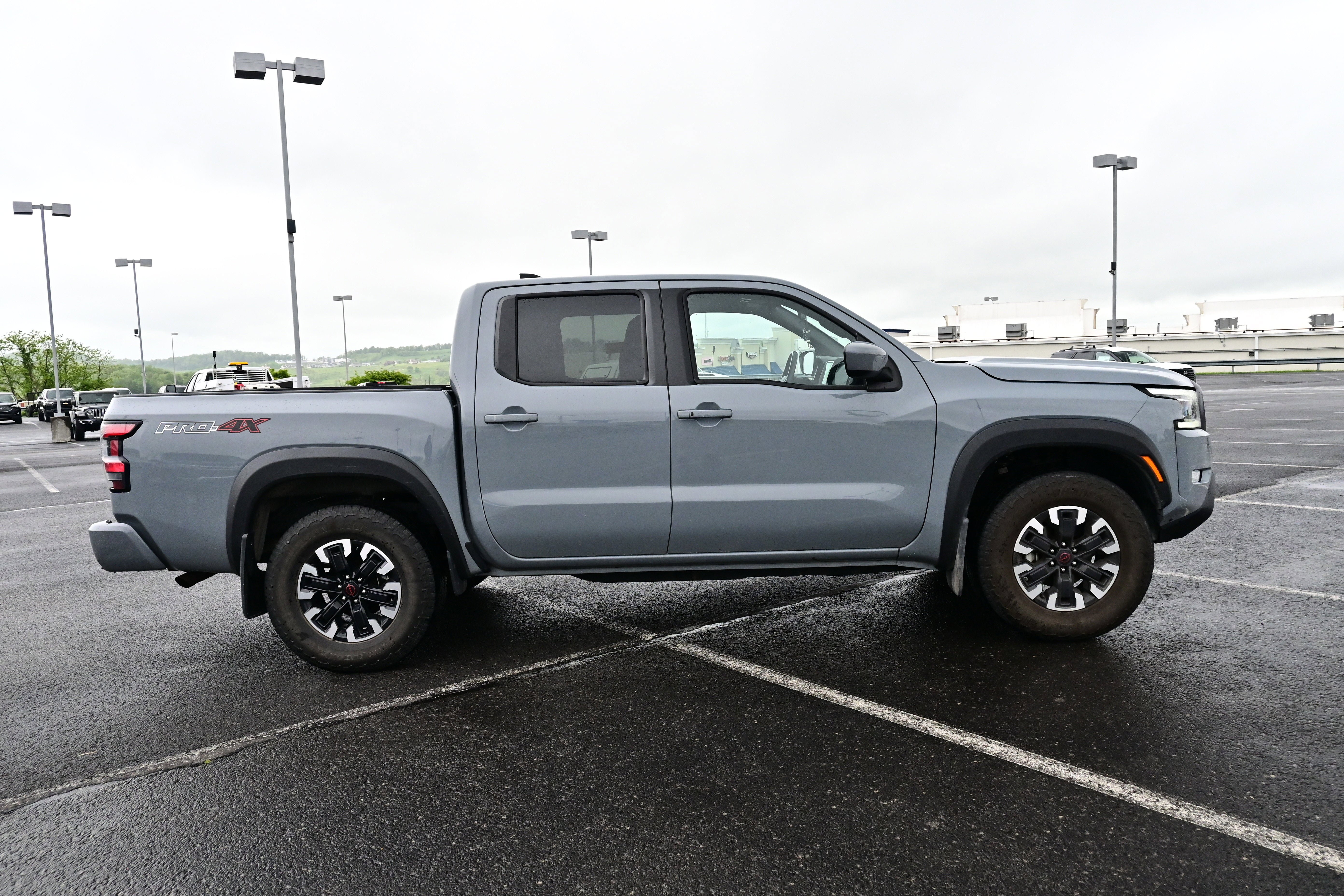 Used 2024 Nissan Frontier PRO-4X w/ Technology Package AWD/4WD image 5