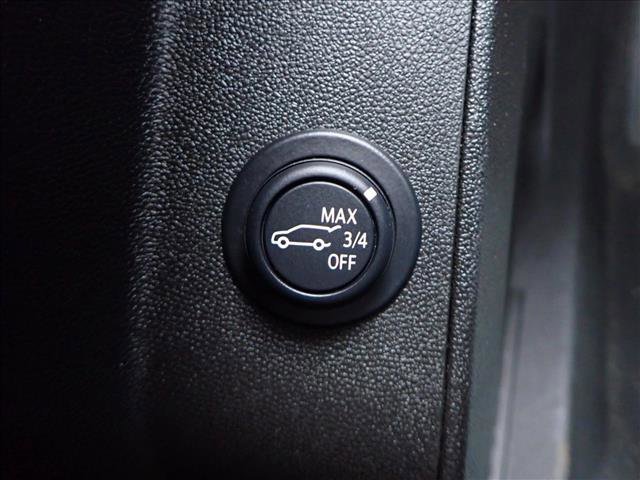 Used 2023 Chevrolet Equinox LT w/ Driver Convenience Package image 22