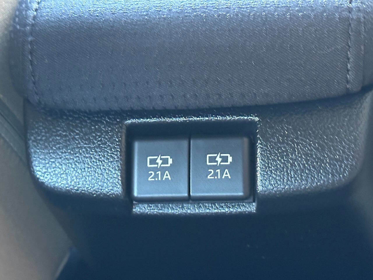 Used 2021 Toyota Prius LE image 24