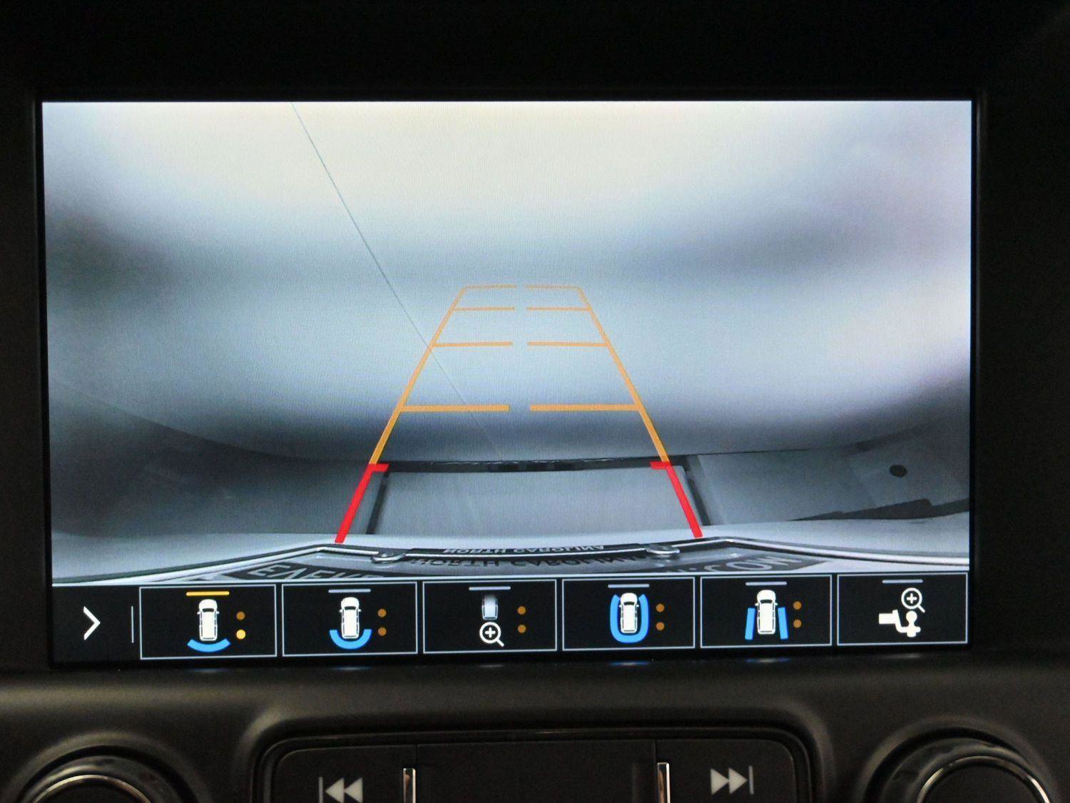 Used 2020 GMC Terrain Denali w/ Denali Premium Package image 25