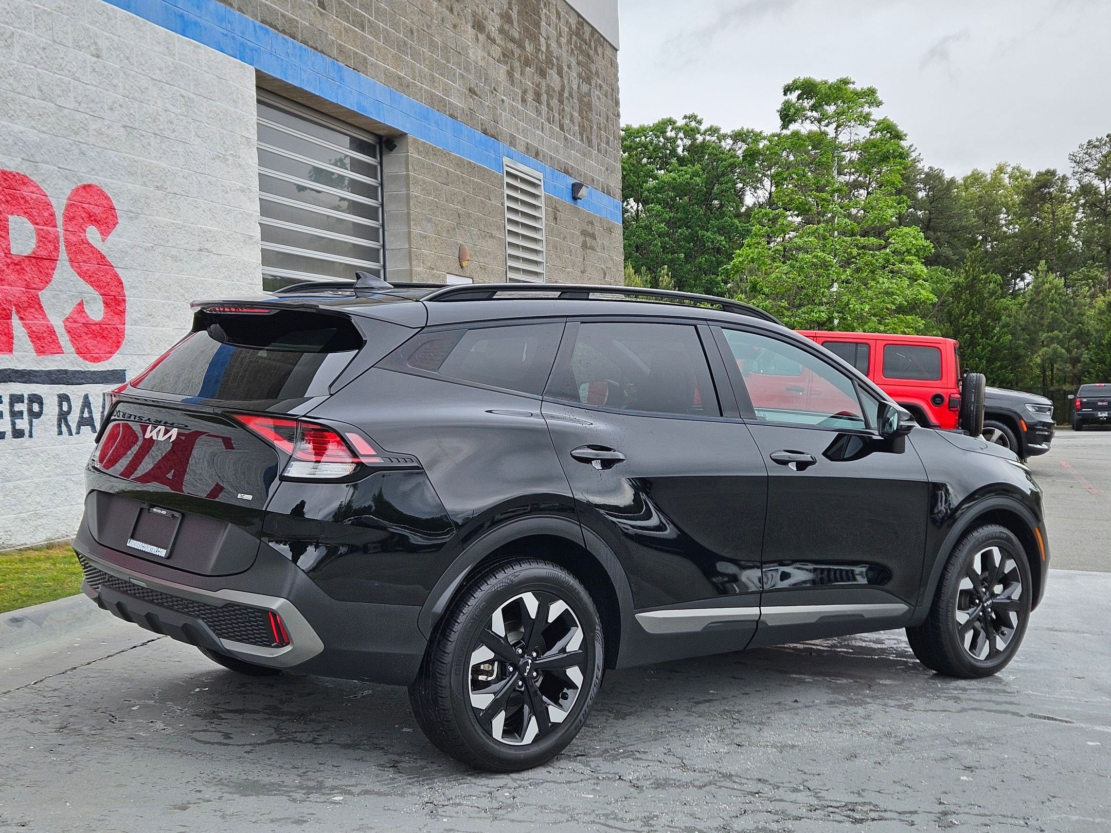 Used 2023 Kia Sportage X-Line w/ X-Line Premium Package AWD/4WD image 7