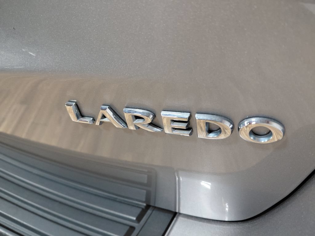Certified 2017 Jeep Grand Cherokee Laredo w/ Quick Order Package 23E AWD/4WD image 22