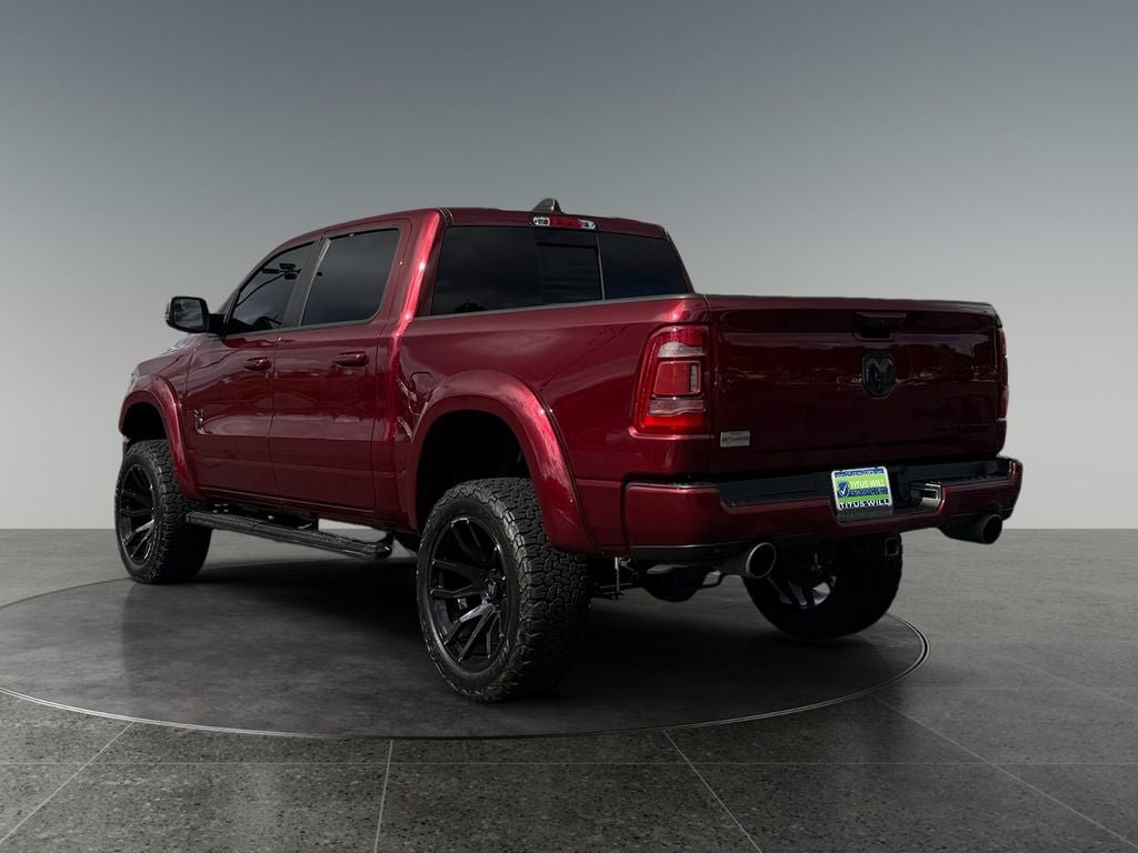 Used 2024 RAM 1500 Laramie AWD/4WD image 7