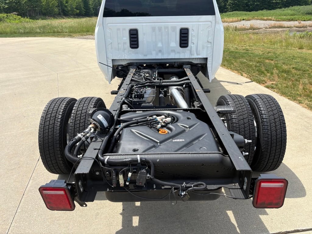 Used 2026 Chevrolet Silverado 3500 W/T w/ WT Convenience Package AWD/4WD image 45