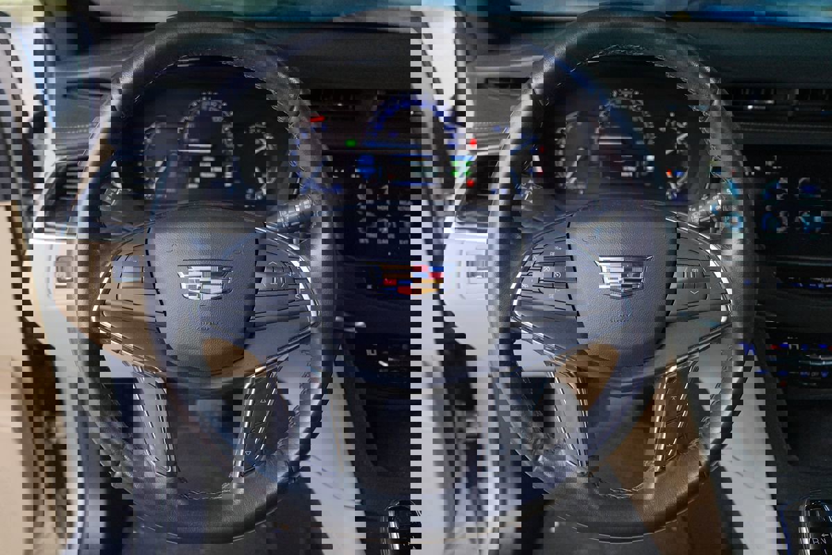 Used 2019 Cadillac XT5 FWD image 15