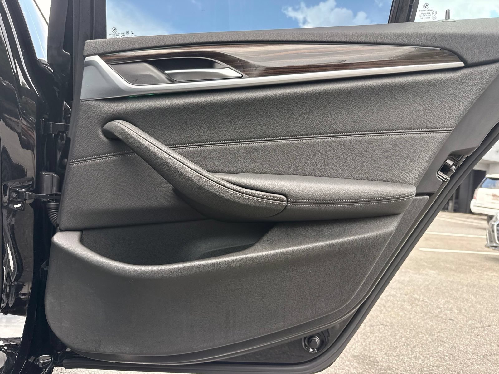 Used 2019 BMW 530i RWD image 32