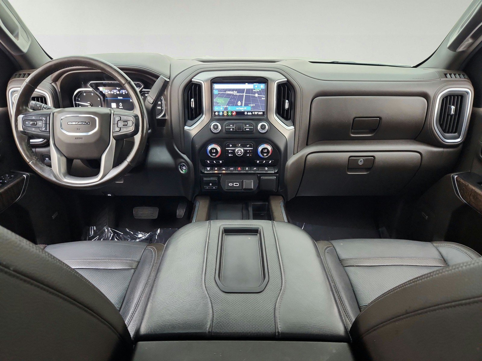 Used 2020 GMC Sierra 2500 Denali w/ Denali Ultimate Package AWD/4WD image 24