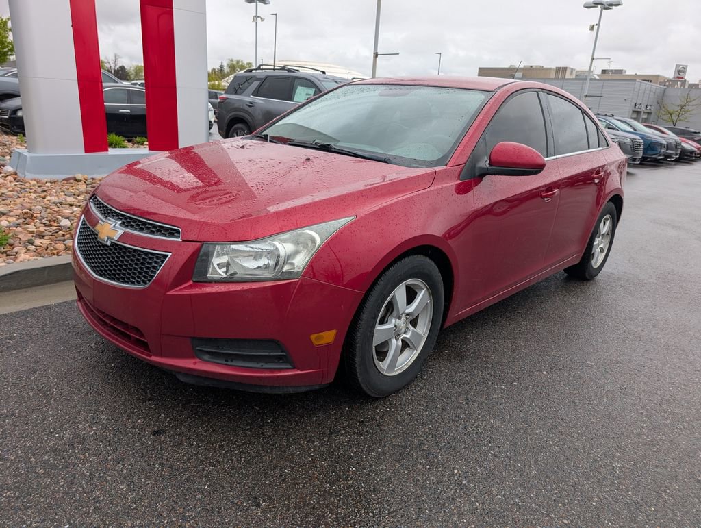 Used 2014 Chevrolet Cruze LT image 2