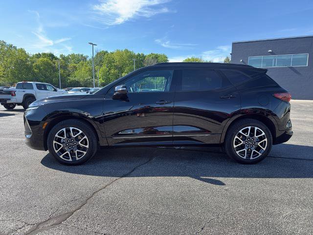 Certified 2025 Chevrolet Blazer RS w/ Enhanced Convenience Package AWD/4WD image 6