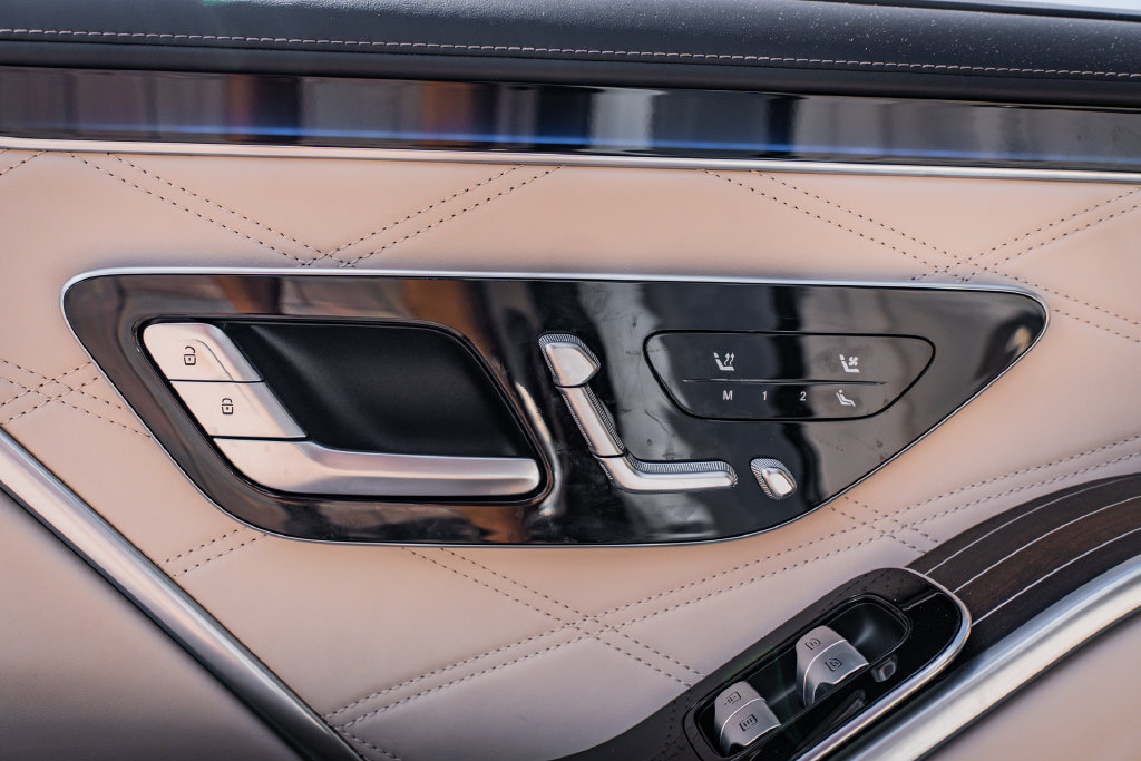 Used 2024 Mercedes-Benz Maybach S 680 4MATIC image 34