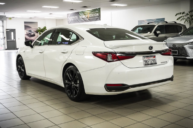 Certified 2024 Lexus ES 300h F Sport FWD image 8