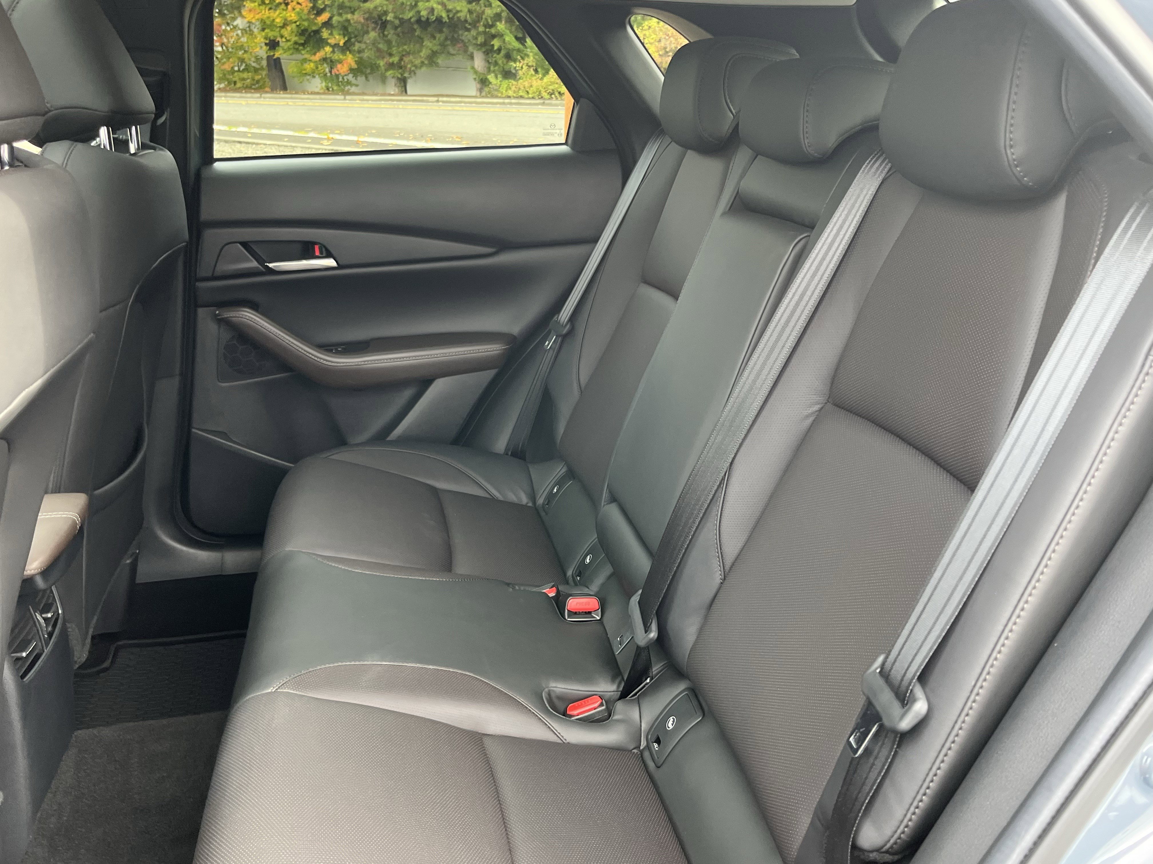 Used 2021 MAZDA CX-30 AWD 2.5 S w/ Premium Package image 14