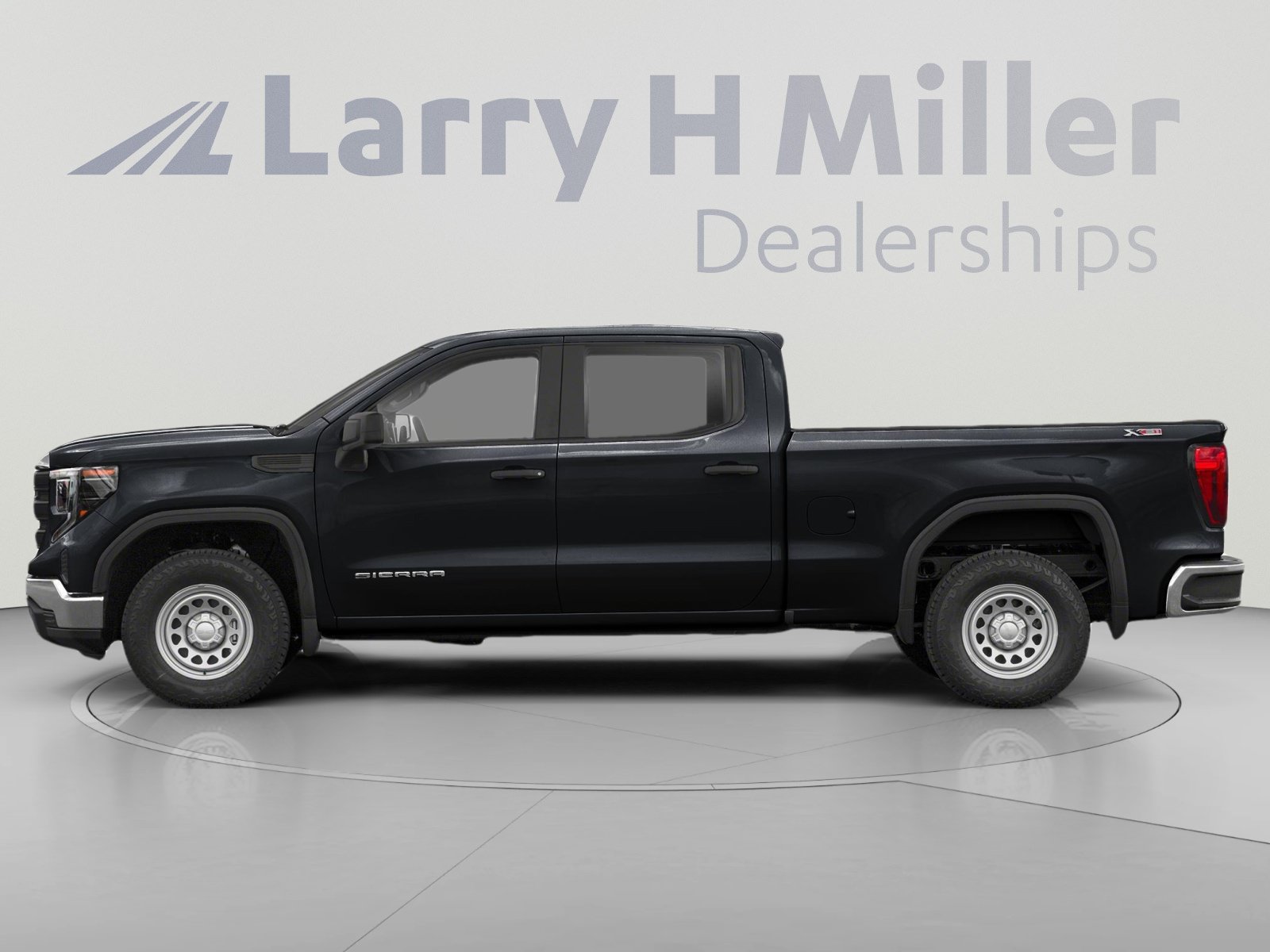 Used 2023 GMC Sierra 1500 SLT w/ SLT Premium Package AWD/4WD image 3