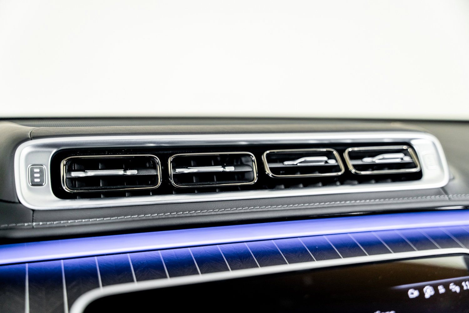 Used 2025 Mercedes-Benz Maybach S 680 4MATIC image 58