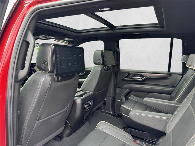 Used 2025 GMC Yukon XL Elevation w/ Elevation Premium Package AWD/4WD image 20