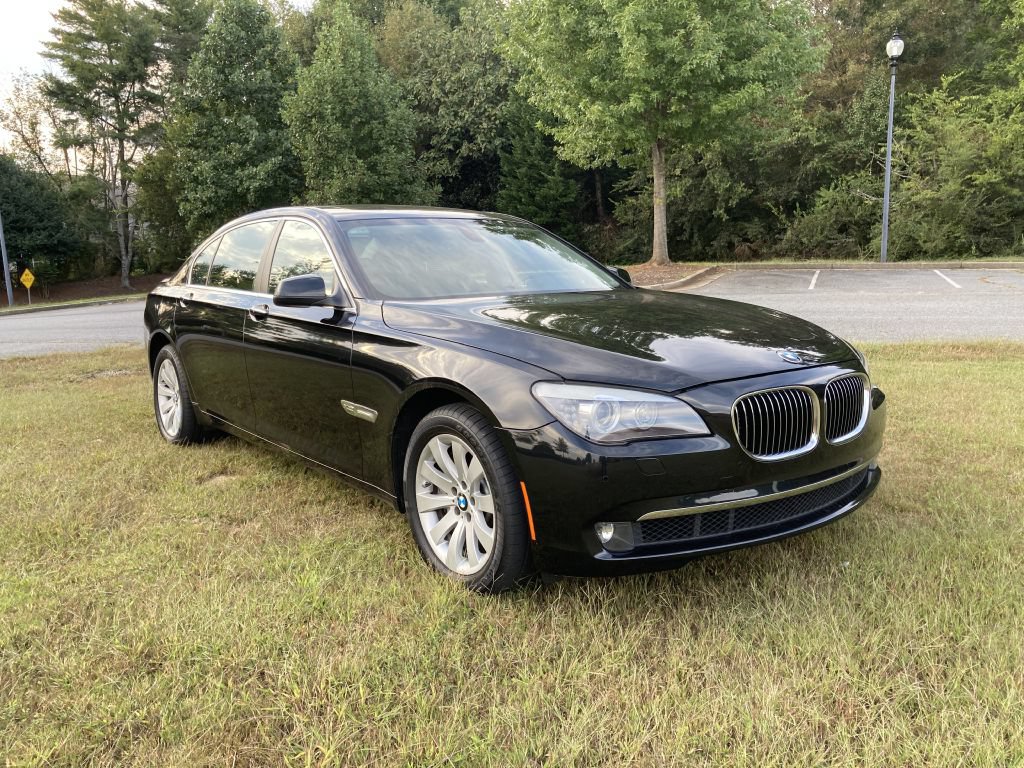 Used 2011 BMW 750Li xDrive AWD/4WD image 4