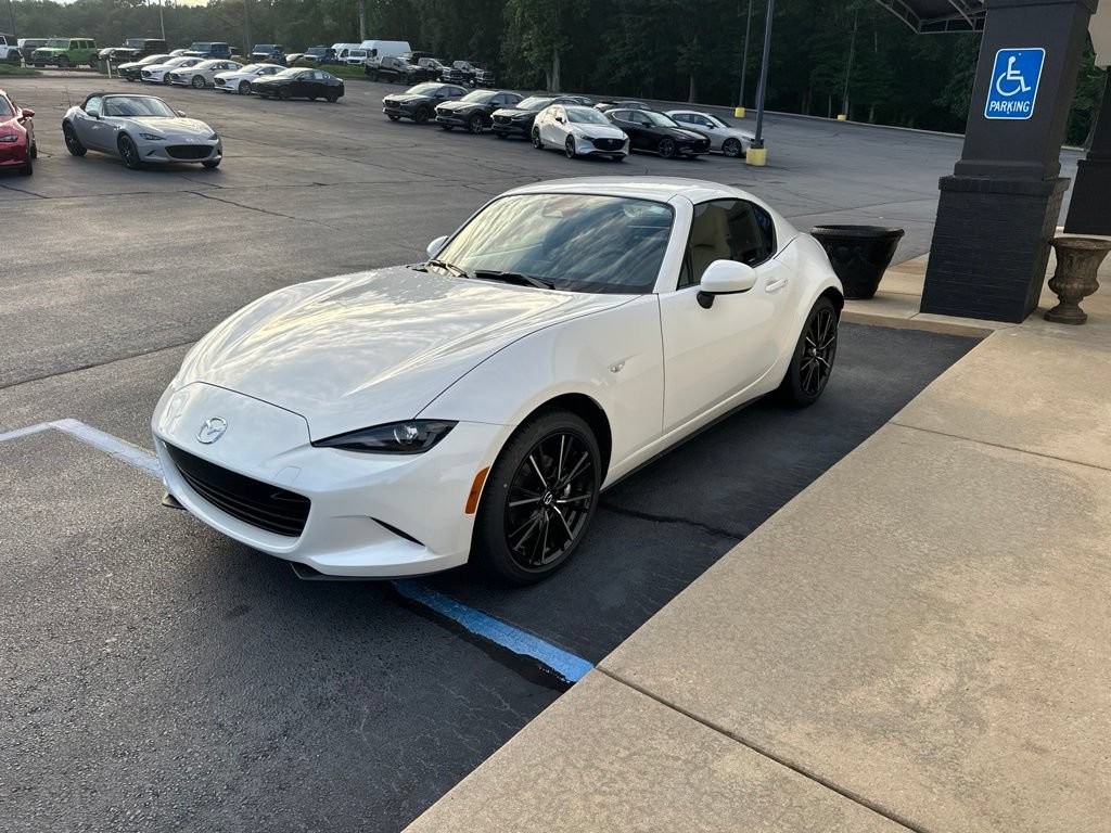 New 2026 MAZDA MX-5 Miata RF Grand Touring RWD image 4