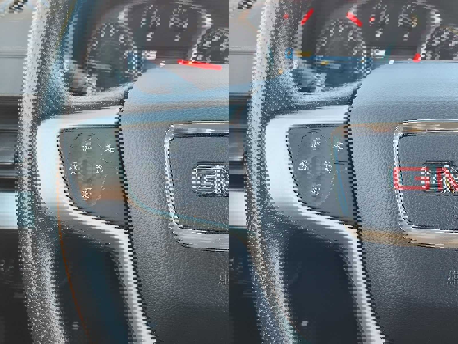 Used 2024 GMC Terrain SLE image 17