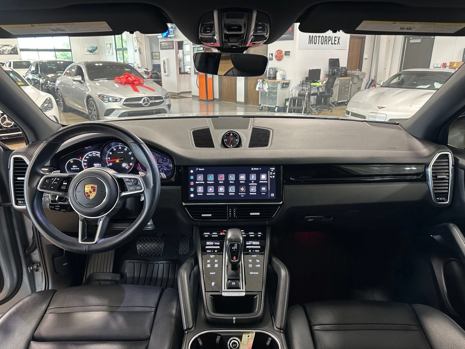 Used 2022 Porsche Cayenne Platinum Edition AWD/4WD image 16