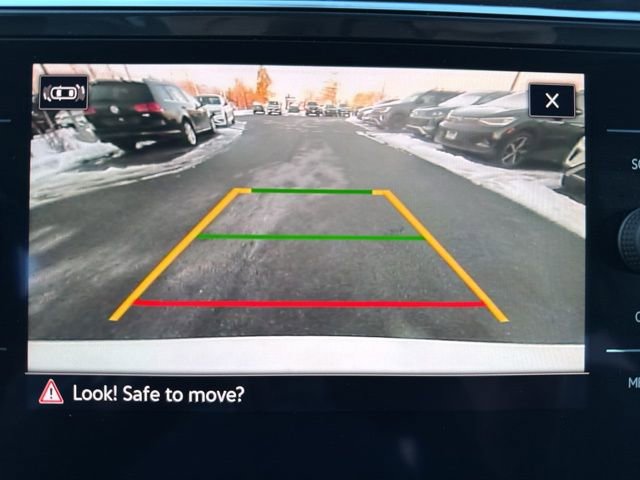 Used 2021 Volkswagen Tiguan SE R-Line w/ 3rd Row Seat Package image 17