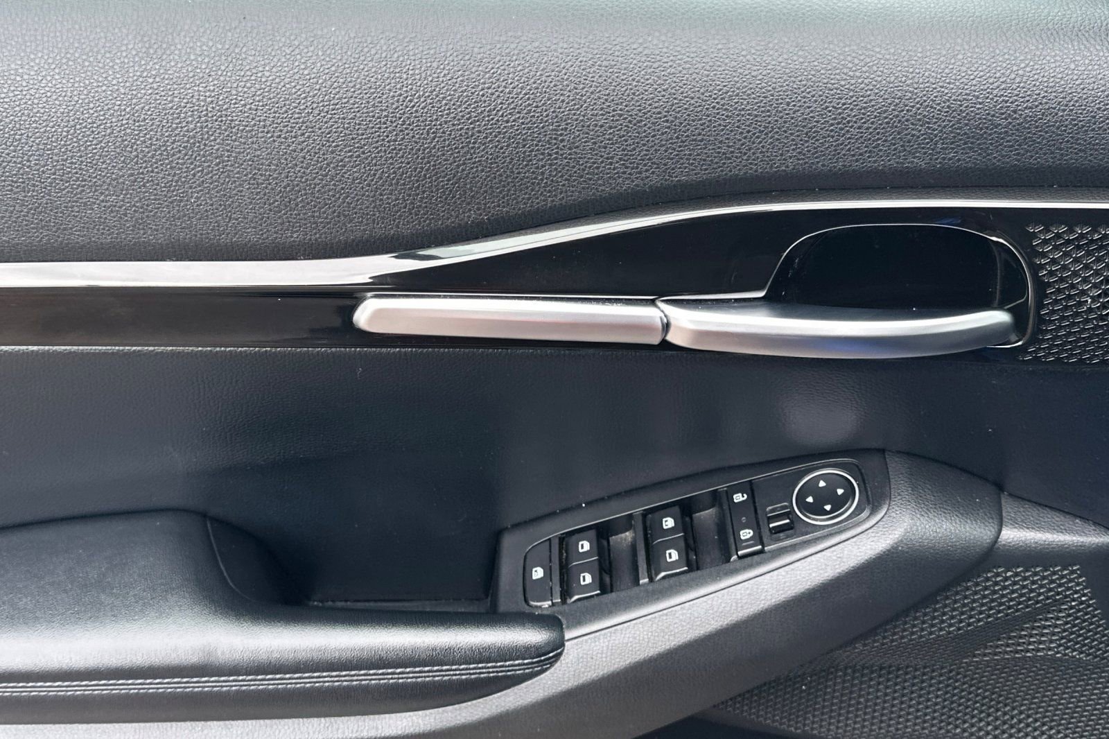 Used 2021 Kia Seltos S image 11