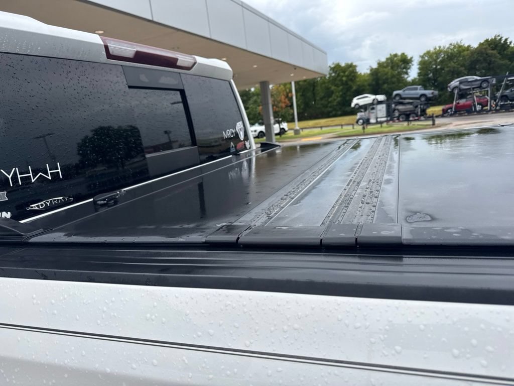 Used 2019 Chevrolet Silverado 1500 RST AWD/4WD image 9