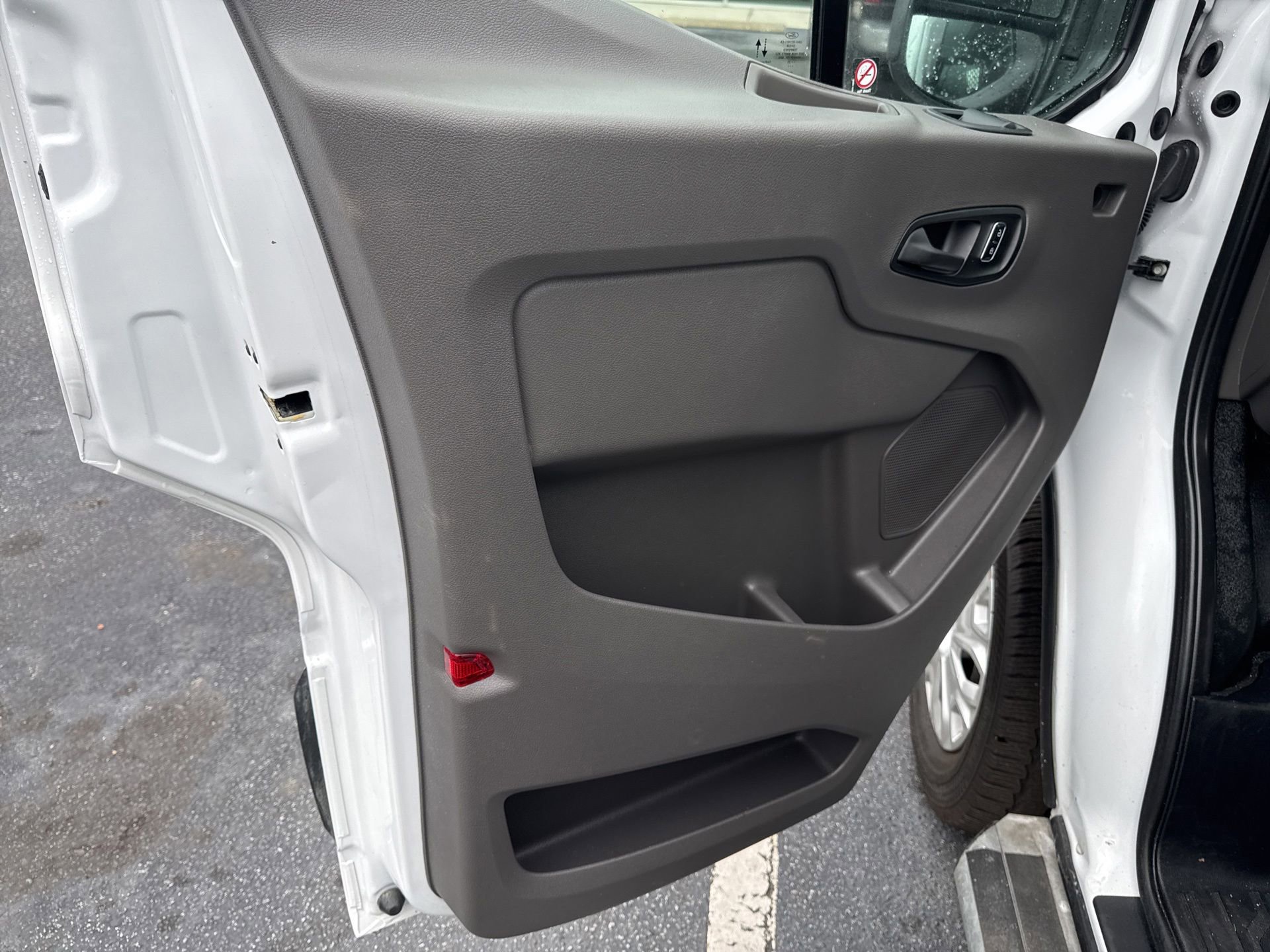 Used 2025 Ford Transit 250 Low Roof w/ Exterior Upgrade Package RWD image 12